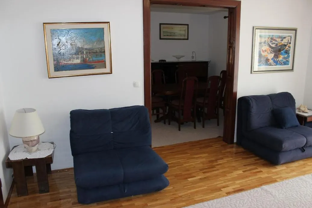 Blaz 1 - Apartment With Sea View, 150 M From The Beach Novi Vinodolski