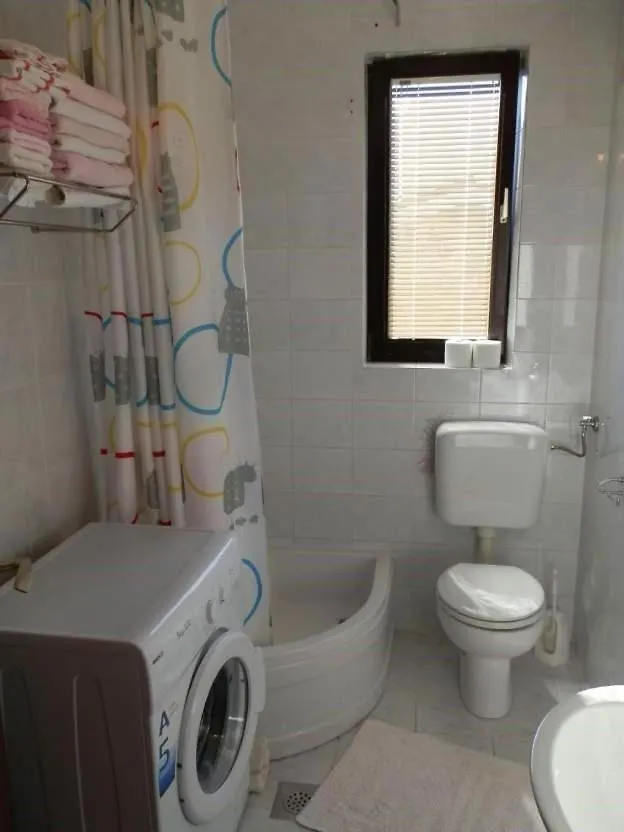 Blaz 1 - Apartment With Sea View, 150 M From The Beach Novi Vinodolski Croatia