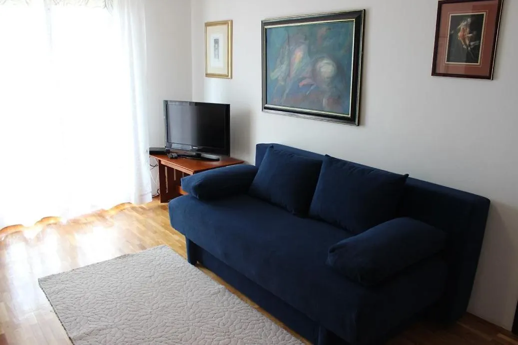 Blaz 1 - Apartment With Sea View, 150 M From The Beach Novi Vinodolski