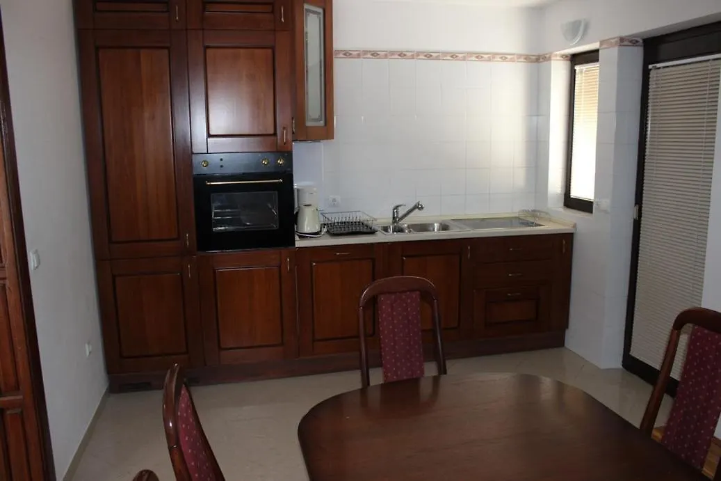 Blaz 1 - Apartment With Sea View, 150 M From The Beach Novi Vinodolski