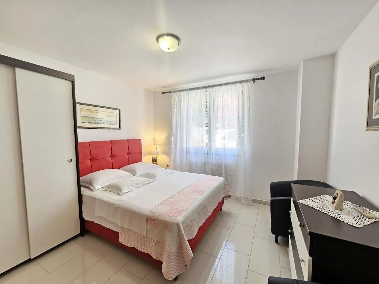 Blaz 1 - Apartment With Sea View, 150 M From The Beach Novi Vinodolski